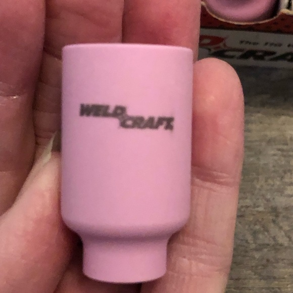 Worldwide Welding Alumina Nozzle Size 7
Lot of 10
New, In Box - Old Inventory. - Picture 4 of 4